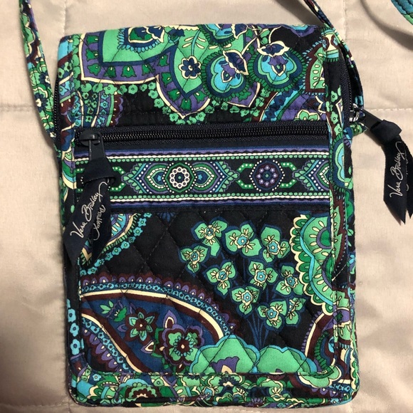 Vera Bradley Handbags - Vera Bradley NWT Mini Hipster in Blue Rhapsody pattern #10334-032